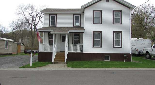 Photo of 10 Mechanic St, Camillus, NY 13031