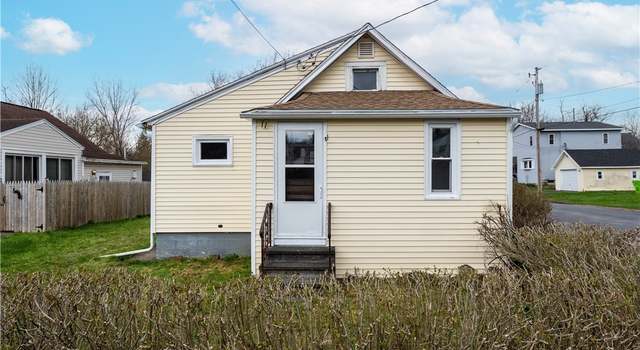 Photo of 500 Boulevard St, Salina, NY 13211