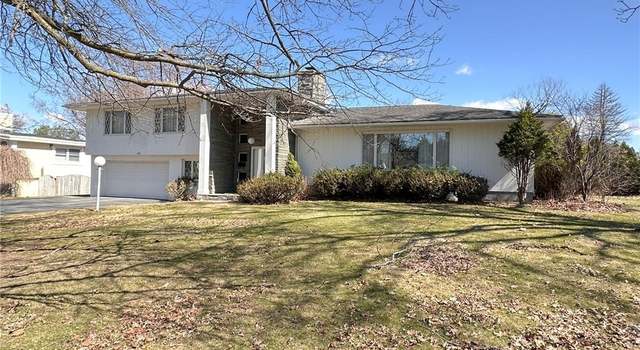Photo of 1009 Parkway E, Utica, NY 13501