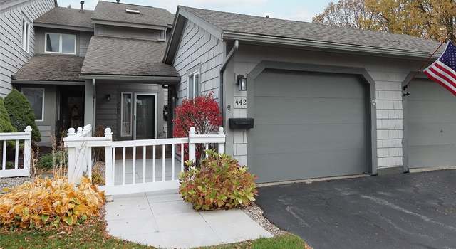 Photo of 442 Summerhaven Dr N, East Syracuse, NY 13057