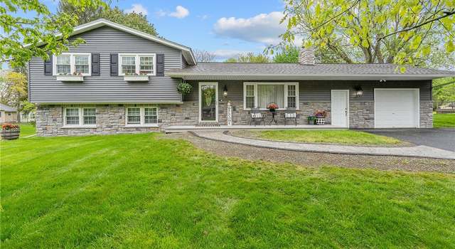 Photo of 4966 Crestwood Ln, Onondaga, NY 13215