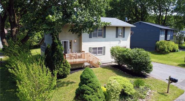 Photo of 119 1/2 Dewey Ave, Fayetteville, NY 13066