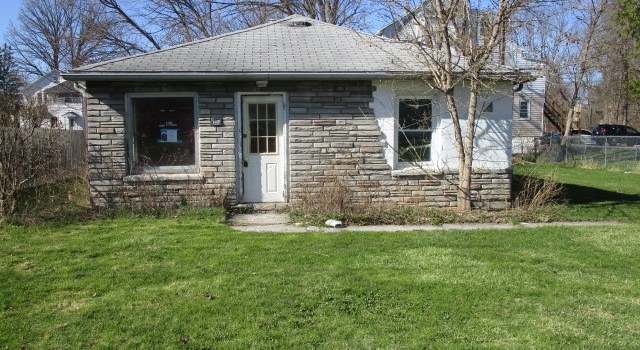 Photo of 107 Tucker Ave, East Syracuse, NY 13057