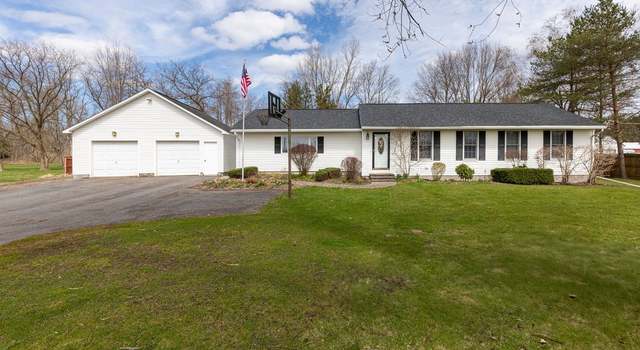 Photo of 8119 Kirkville Rd, Manlius, NY 13082