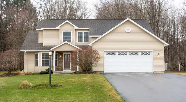 Photo of 113 Paradise Ln, Whitestown, NY 13492