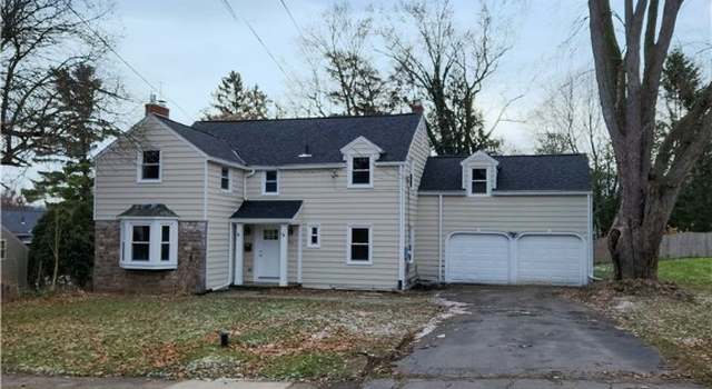 Photo of 190 Canterbury Rd, Dewitt, NY 13214