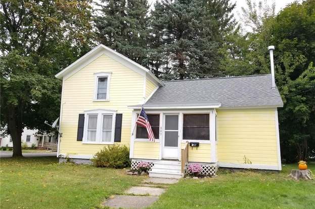 603 Cayuga St Fulton Ny 13069 Mls S1161382 Redfin