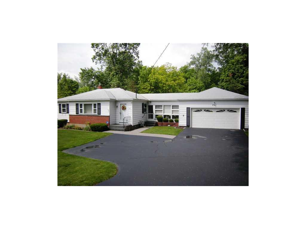 701 Pixley Rd, Gates, NY 14624 MLS R195237 Redfin