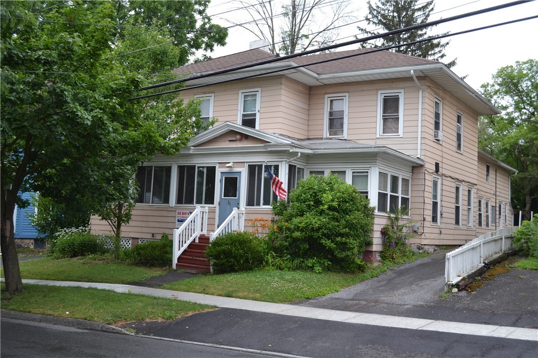 38 Chapin St, Canandaigua-City, NY 14424 | MLS# R1349474 | Redfin