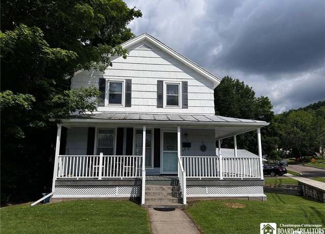 Property at 133 E Pearl St, Wellsville, NY 14895, 5 beds, 2.5 baths