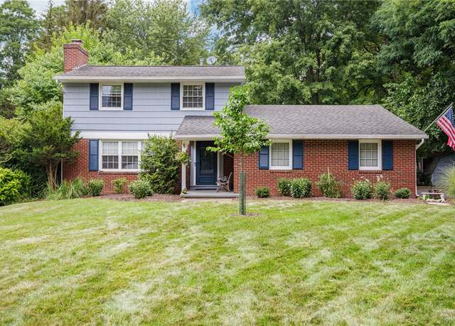 Property at 5 Red Barn Cir, Perinton, NY 14534, 3 beds, 1.5 baths