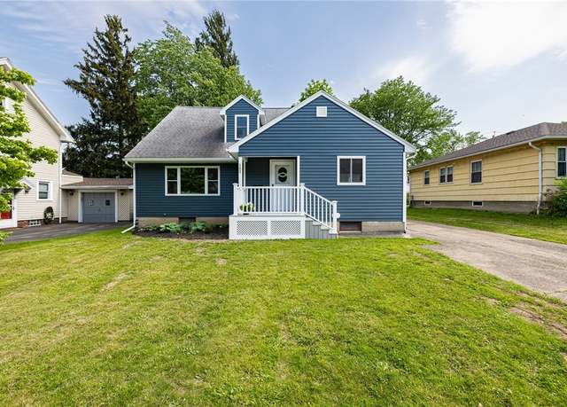 Property at 165 Culver Pkwy, Irondequoit, NY 14609, 5 beds, 3.5 baths