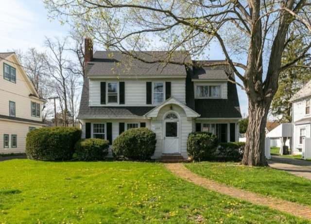 Property at 1206 W Water St, Elmira, NY 14905, 4 beds, 1.5 baths
