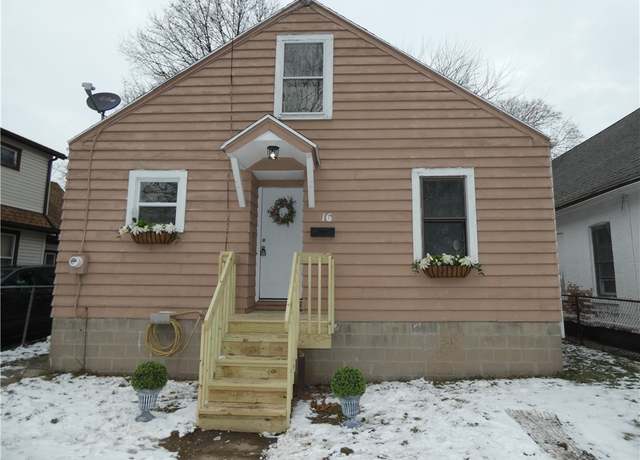 Property at 16 Oakman St, Rochester, NY 14605, 3 beds, 1 bath