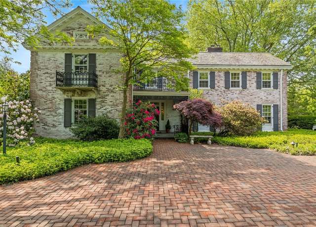 Property at 16 Mitchell Rd, Pittsford, NY 14534, 6 beds, 5 baths