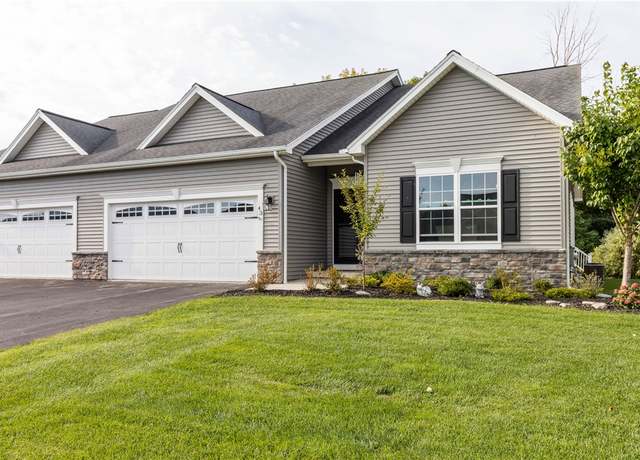 Property at 43 Spotts Cir, Riga, NY 14428, 3 beds, 2 baths