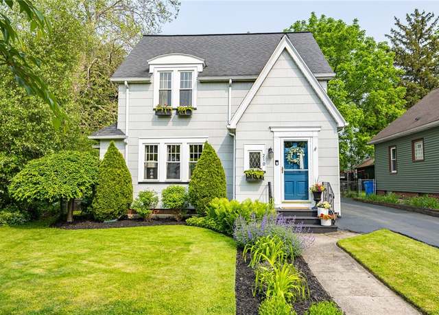Property at 210 Carling Rd, Rochester, NY 14610, 3 beds, 1.5 baths