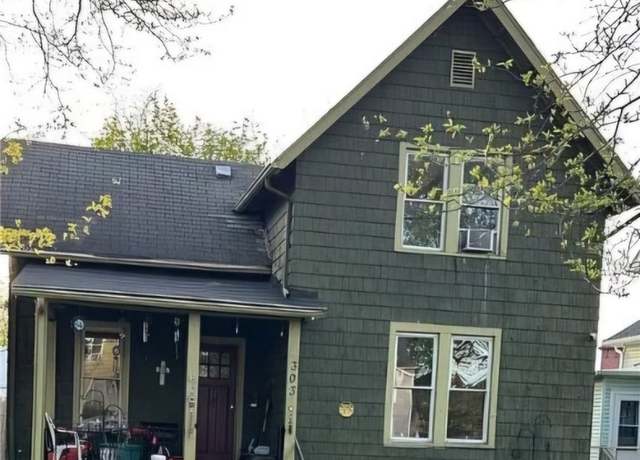 Property at 303 Catherine St, Elmira-city, NY 14904, 3 beds, 1 bath