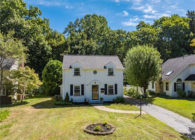 Property at 263 Commodore Pkwy, Brighton, NY 14625, 3 beds, 1 bath