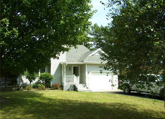 Property at 8 Cole Dr, Norwich, NY 13815, 3 beds, 2.5 baths