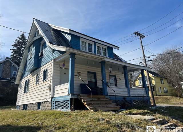Property at 400 Buffalo St, Jamestown, NY 14701, 3 beds, 1.5 baths