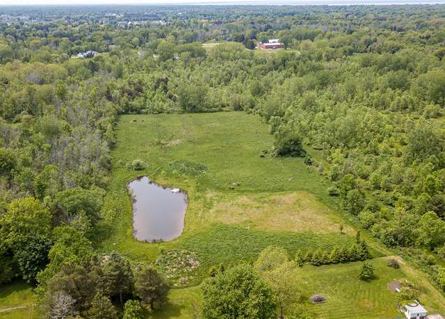 Property at 467 County Line Rd, Webster, NY 14519