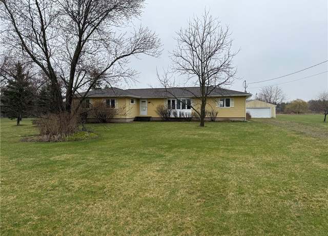 Property at 4209 Wicks Rd, Lockport-town, NY 14094, 3 beds, 2 baths
