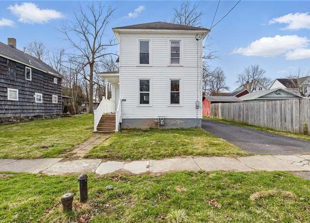 Property at 104 E Irving St, Dewitt, NY 13057, 3 beds, 1.5 baths