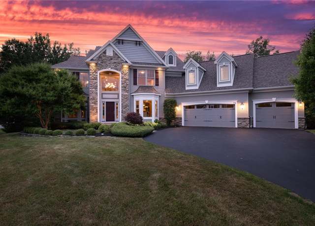Property at 53 Hampstead Dr, Penfield, NY 14580, 3 beds, 3 baths