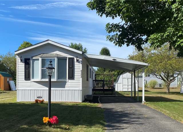 Property at 6382 Murphy Dr, Victor, NY 14564, 3 beds, 1 bath