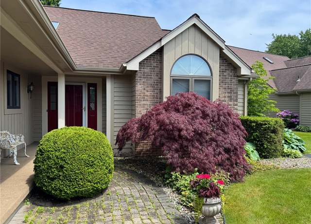 Property at 21 English Station Rd, Greece, NY 14616, 2 beds, 2 baths