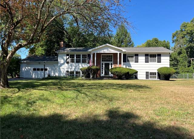 Property at 16 Latchmere Ct, Pittsford, NY 14534, 4 beds, 1.5 baths