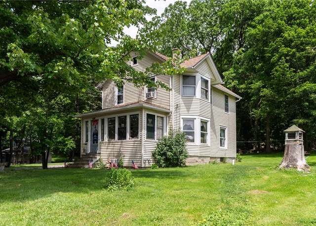 Property at 290 N Main St St, Warsaw, NY 14569, 3 beds, 1 bath
