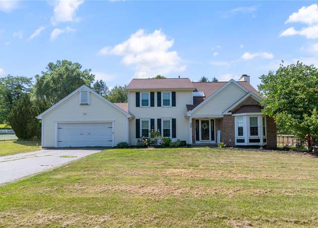 Property at 3519 W Walworth Rd, Walworth, NY 14502, 3 beds, 2.5 baths