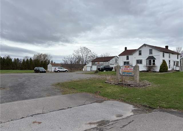 Property at 5371 S Lake Rd, Sweden, NY 14420, 4 beds, 1.5 baths