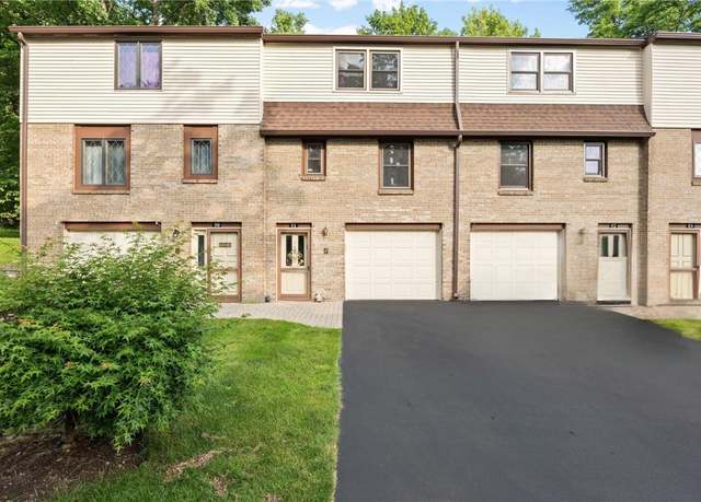 Property at 51 Woodridge, Henrietta, NY 14467, 2 beds, 1.5 baths
