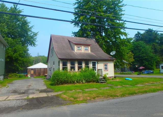 Property at 83 Bridge St, Schroeppel, NY 13135, 3 beds, 2 baths