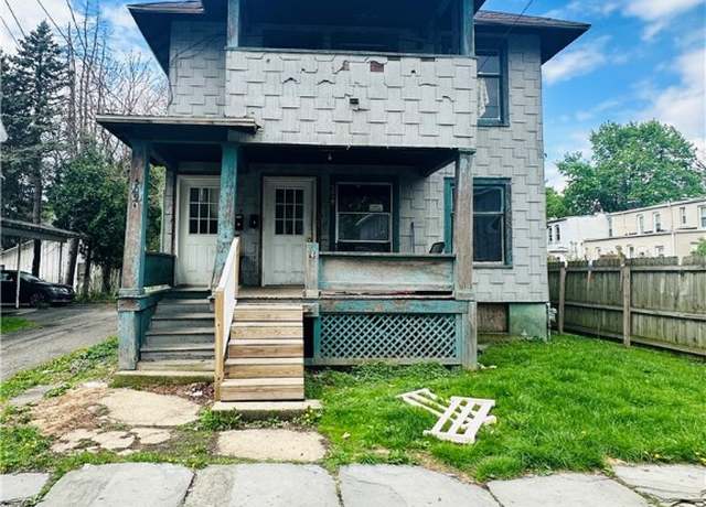 Property at 509 Columbia St, Elmira-city, NY 14901, 4 beds, 2 baths