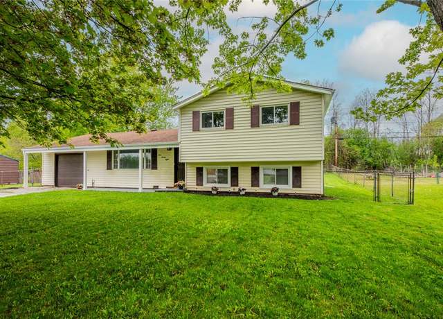Property at 128 Wildbriar Rd, Henrietta, NY 14623, 3 beds, 1.5 baths