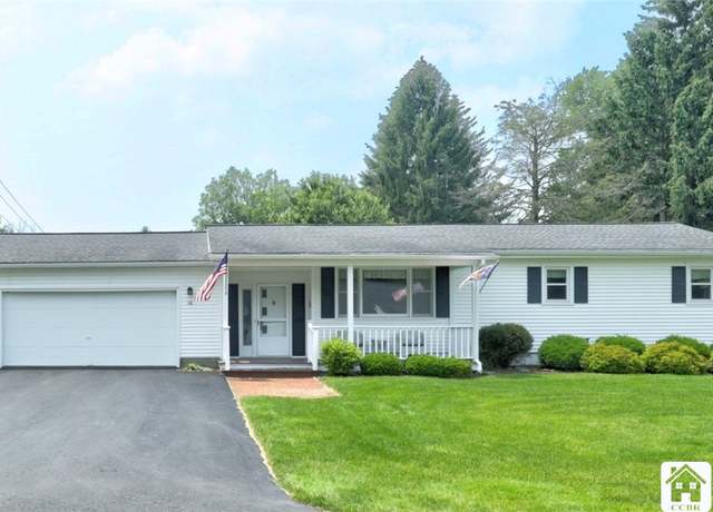 Property at 16 Glenwood Ave, Busti, NY 14750, 3 beds, 1.5 baths