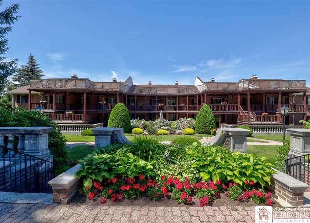 Property at 18 W Terrace Ave #3, Busti, NY 14750, 2 beds, 2 baths