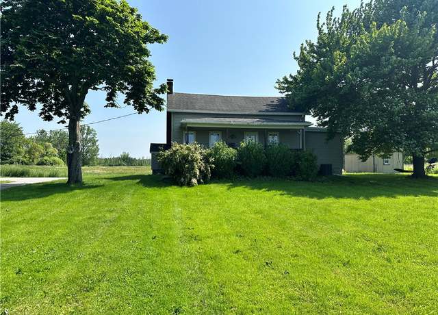 Property at 14918 Lakeshore Rd, Carlton, NY 14477, 3 beds, 2 baths