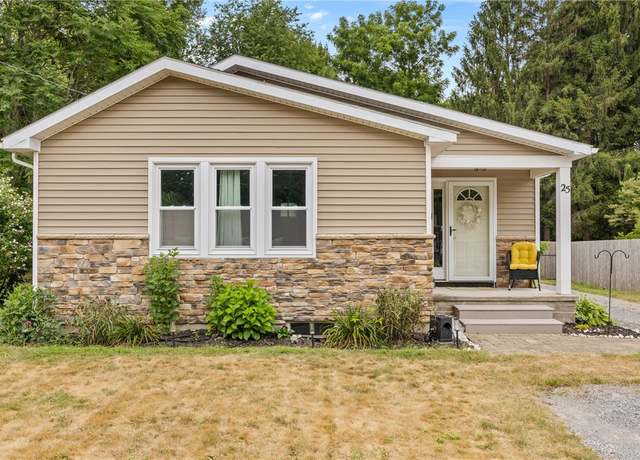 Property at 25 Chestnut Dr, Chili, NY 14624, 3 beds, 3.5 baths