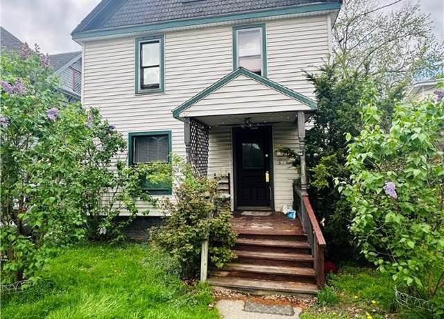 Property at 513 High St, Elmira-city, NY 14901, 3 beds, 1 bath