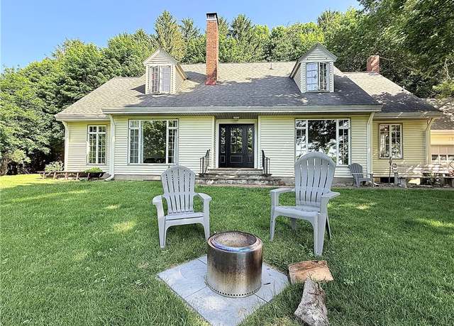 Property at 226 W Hill Rd, Elmira, NY 14903, 4 beds, 3 baths