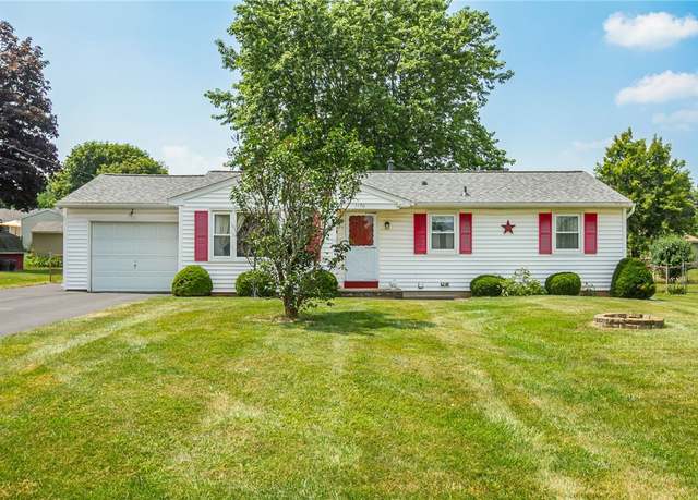 Property at 1176 Hook Rd, Farmington, NY 14425, 3 beds, 1 bath