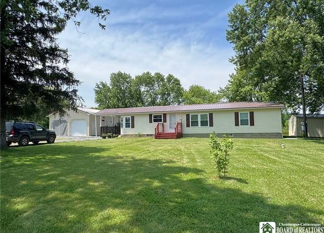 Property at 9395 Fredonia Stockton Rd, Pomfret, NY 14063, 3 beds, 2.5 baths