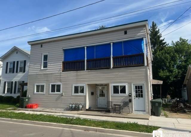 Property at 110 Kidder St, Jamestown, NY 14701, 5 beds, 4 baths