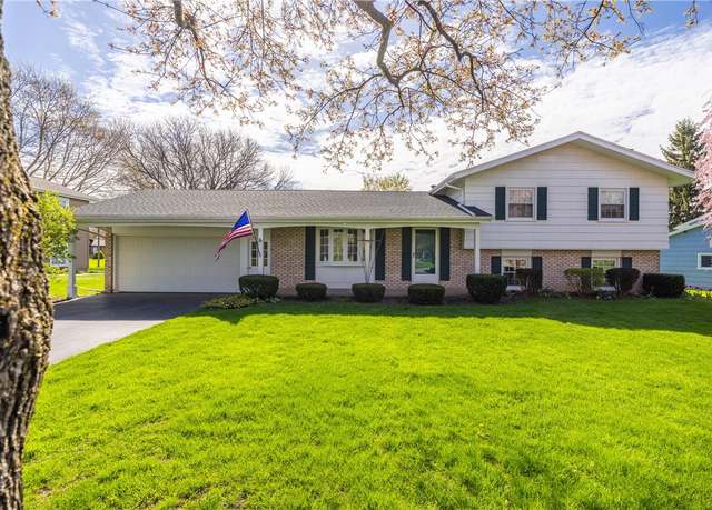 Property at 6 Gateway Rd, Chili, NY 14624, 4 beds, 1.5 baths