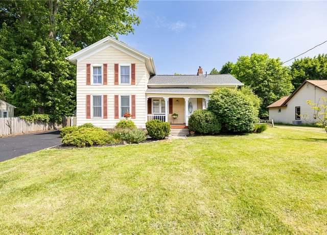 Property at 458 Ridge Rd, Webster, NY 14580, 3 beds, 2 baths